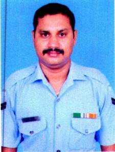 गोलियां लगने के बावजूद आतंकवादियों को मार भगाने वाले दाभी संजय हिफ्फाबाई को शौर्य चक्र